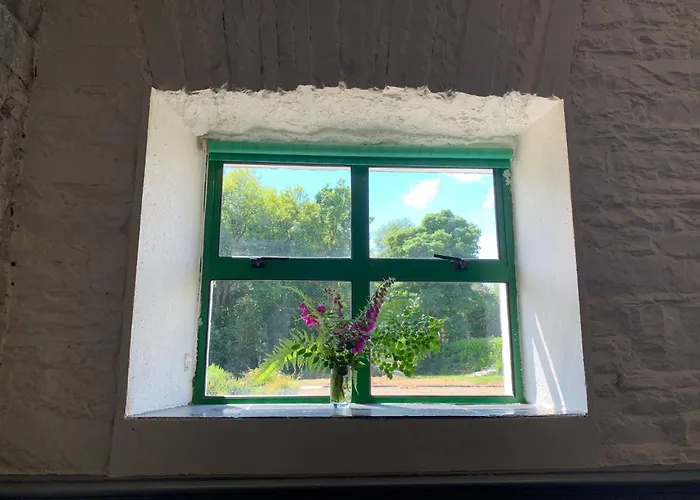 Ardnagashel Estate No 4